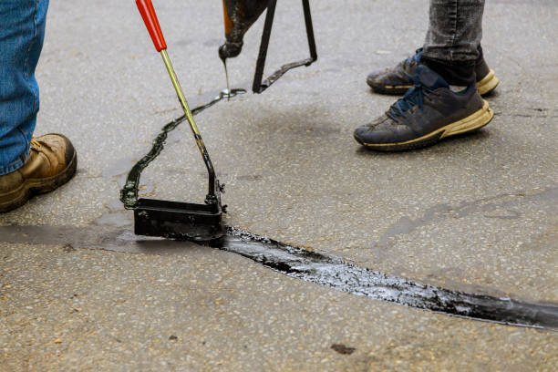 Driveway Snow Removal Preparation in Saunders Lake, OR